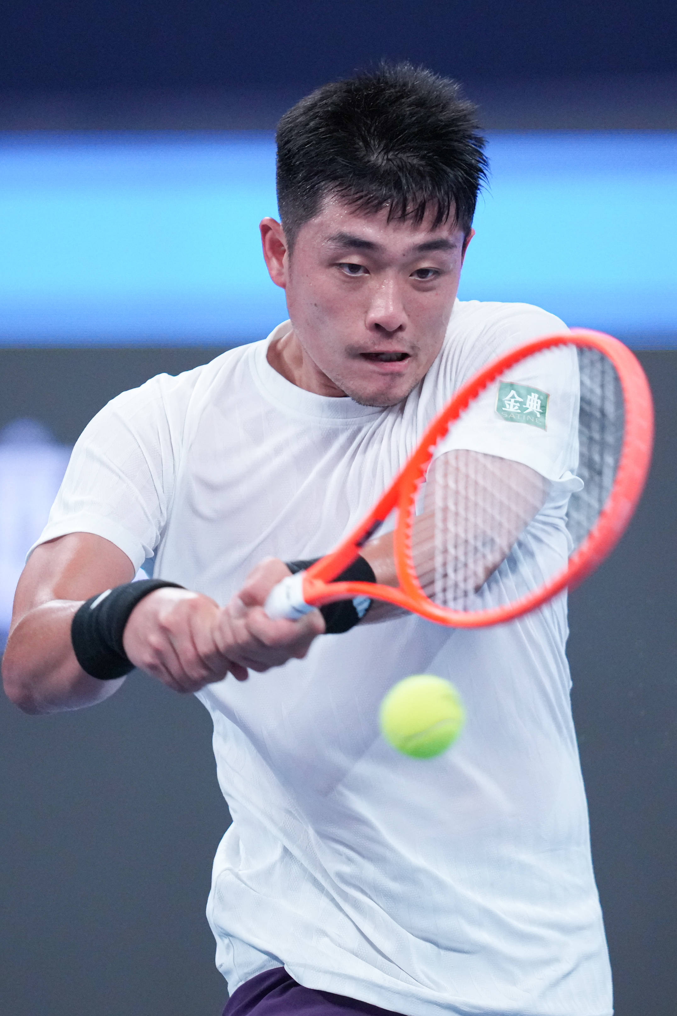 (体育)网球——杭州公开赛:吴易昺晋级四强