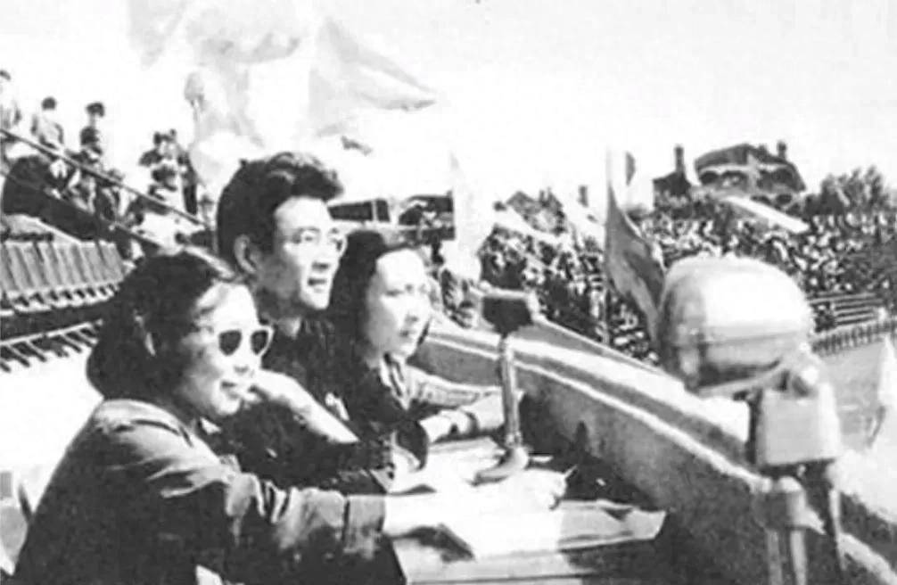 你还记得以前的体育解说员吗?