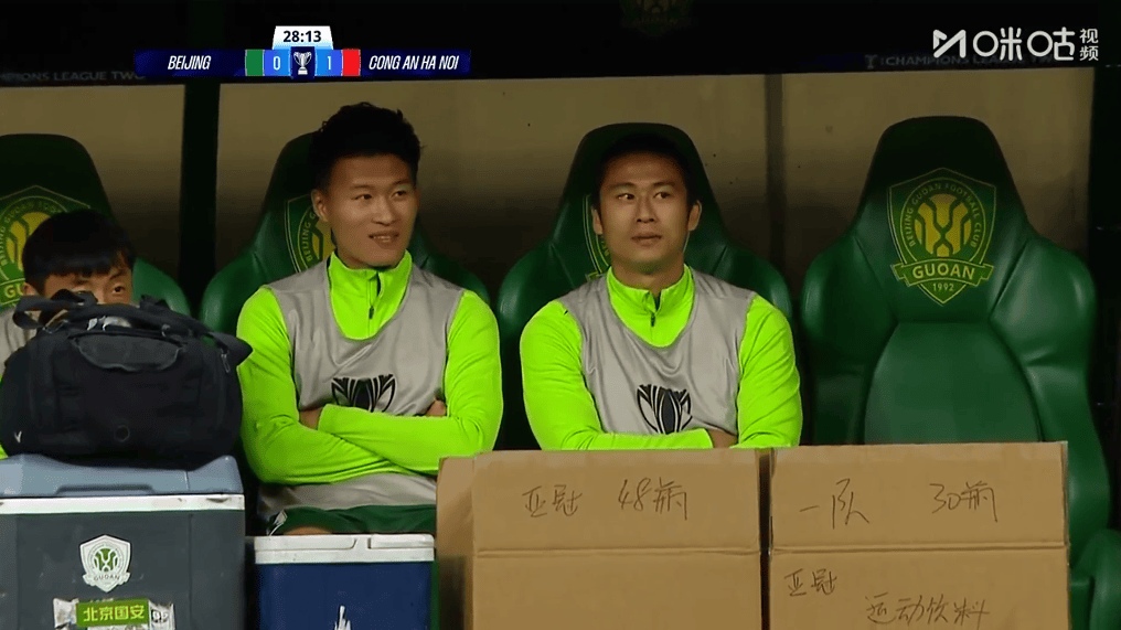 牛！“全华班”北京国安逼平8外援河内，球迷(mí)：越南(nán)冠(guān)军不過(guò)如此(cǐ)