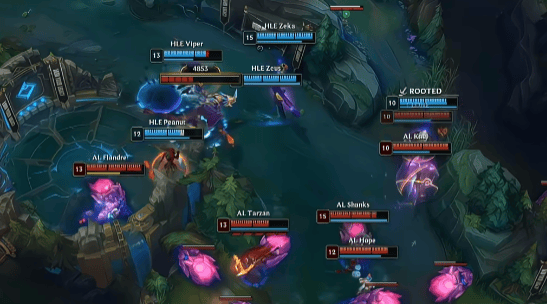 LOL赛事精彩博弈,这款游戏开启三国策略新征程