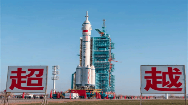 全球紧盯神舟！11天操作秀让美哑声，中国硬核实力彻底藏不住