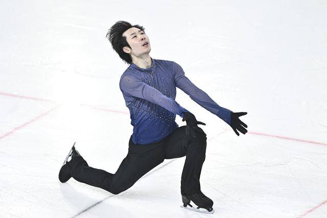 冬奥选拔赛金博洋优势明显 北京“小花”女单突围