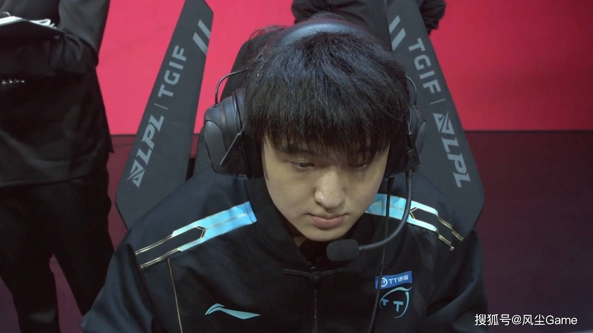 LPL转会期迎来大结局！LCP顶级AD加盟IG，BLG双打野全部失业